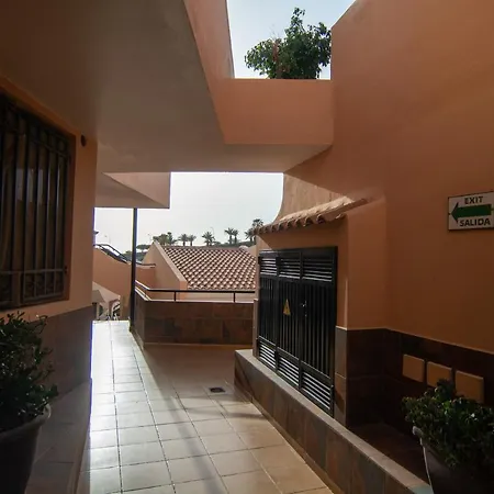 아파트 Vistamar Americas